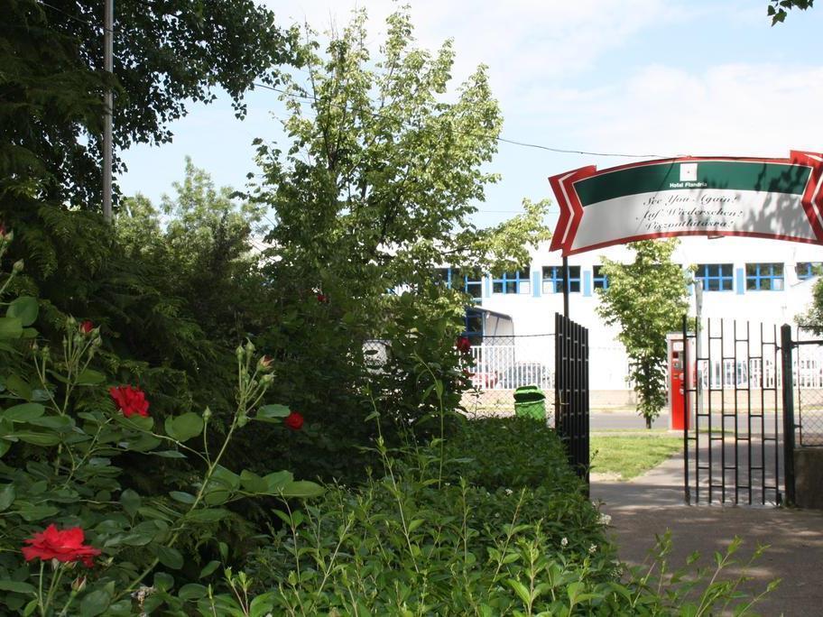 Hostel Flandria Budapest Eksteriør billede